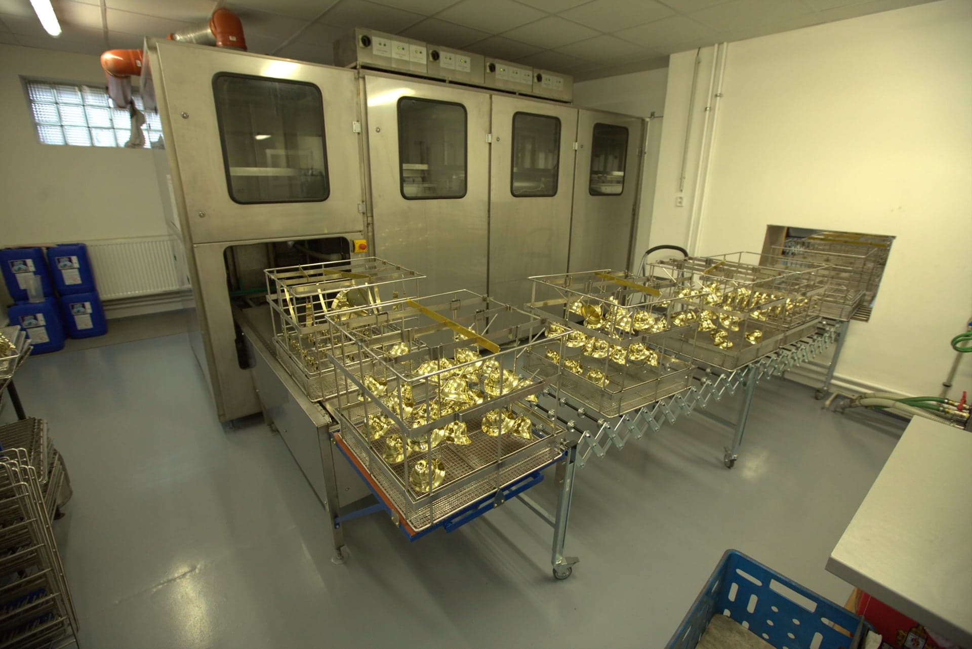 Lakování - 1 Utrazvuková myčka.jpg