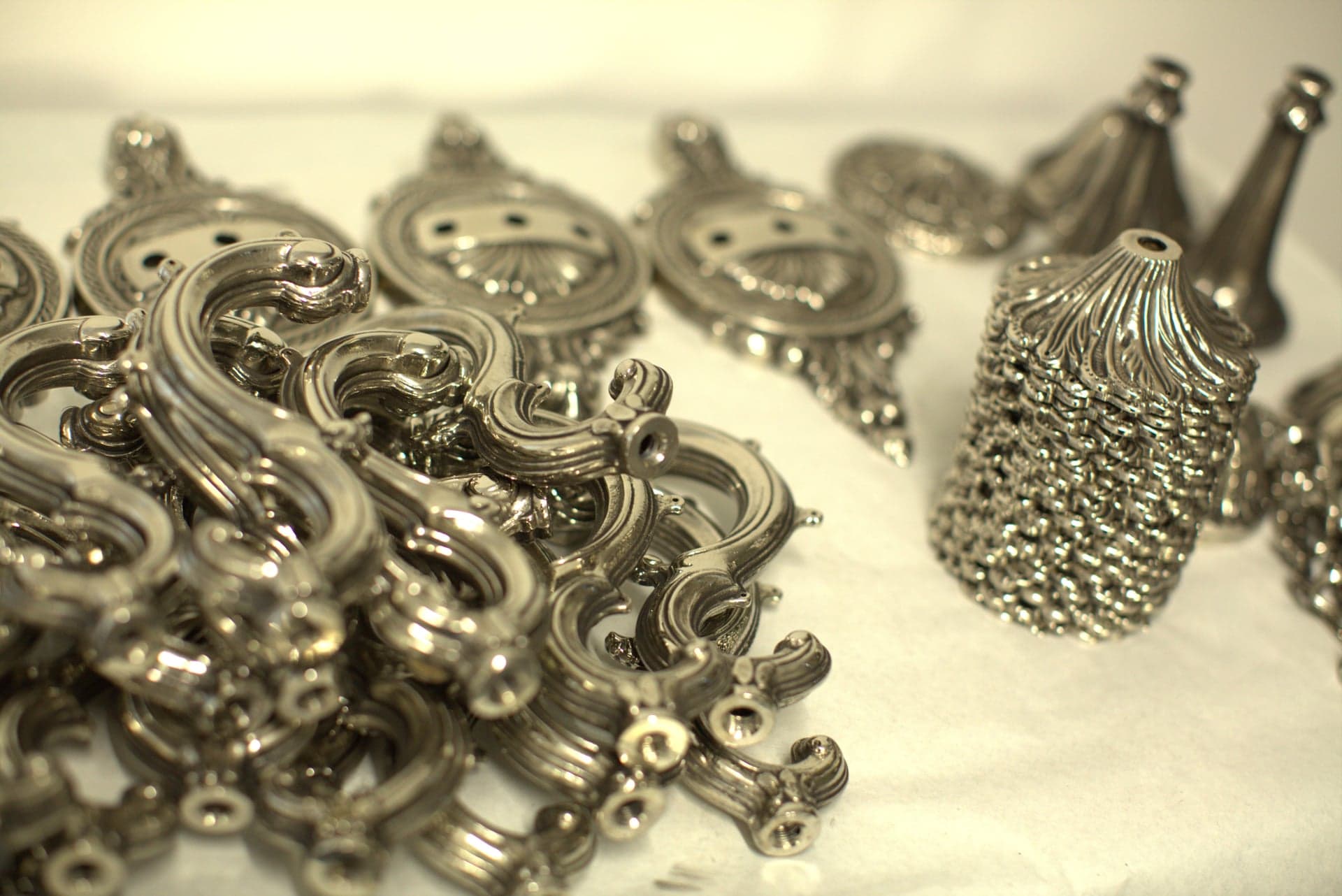 Galvanizování - 3 Niklování kovu.jpg